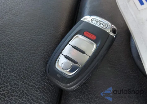 2010 Audi A4 2.0T Premium z USA, uszkodzony, nr VIN WAUFFAFLXAN058926